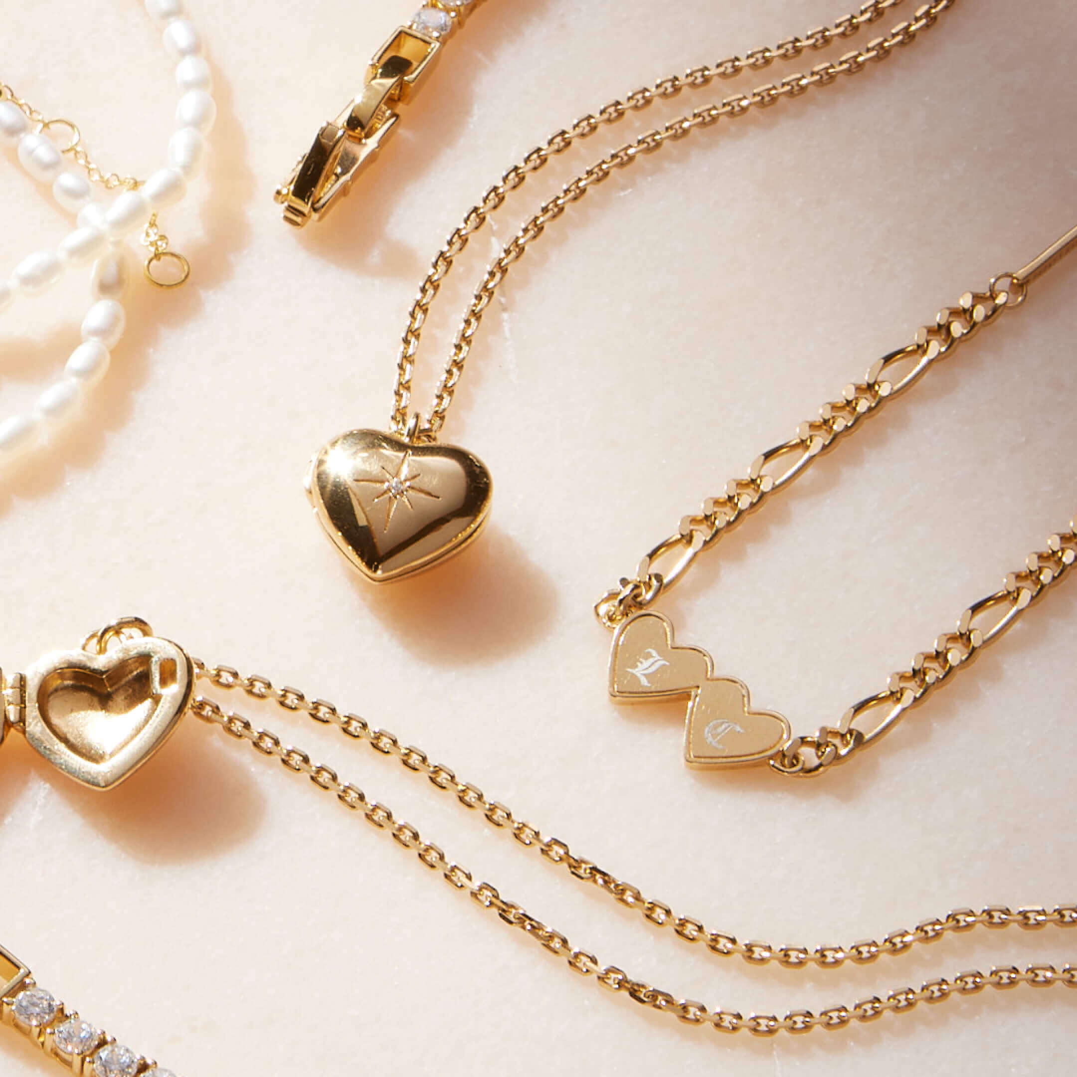 Double Heart Engravable Necklace (Gold)