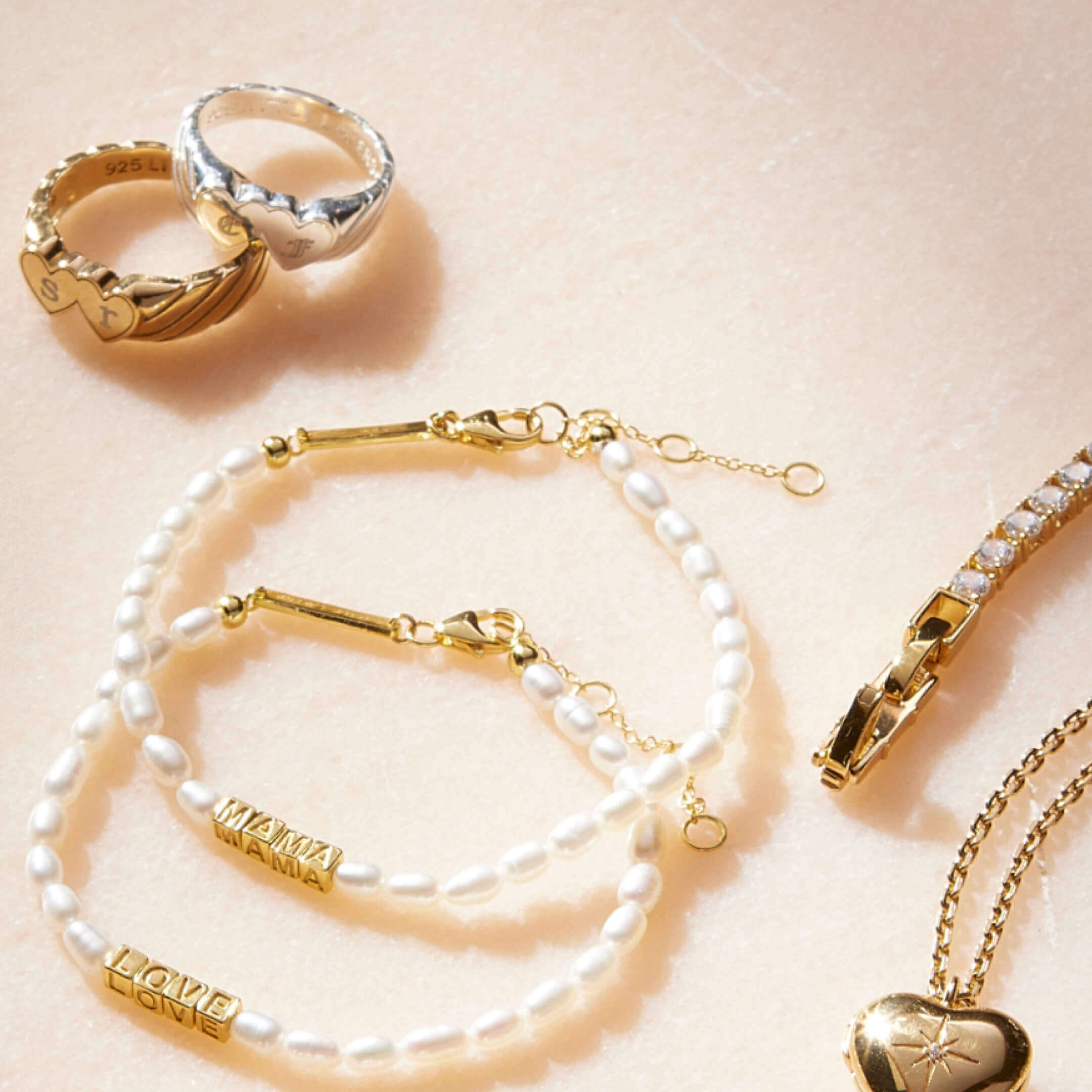 Double Heart Engravable Necklace (Gold)