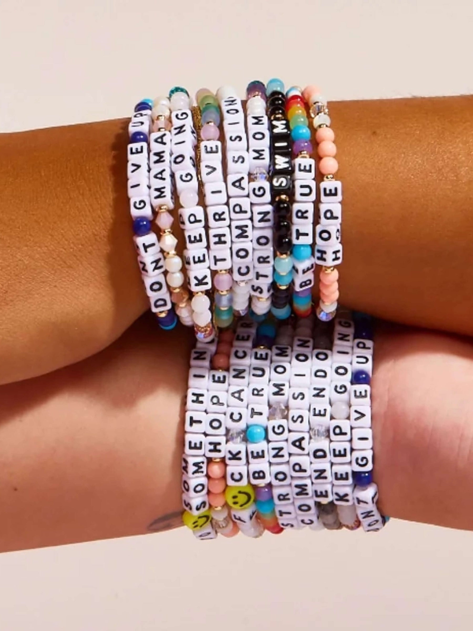 Don't Give Up- The V Foundation Little Words Project Bracelet main image 0