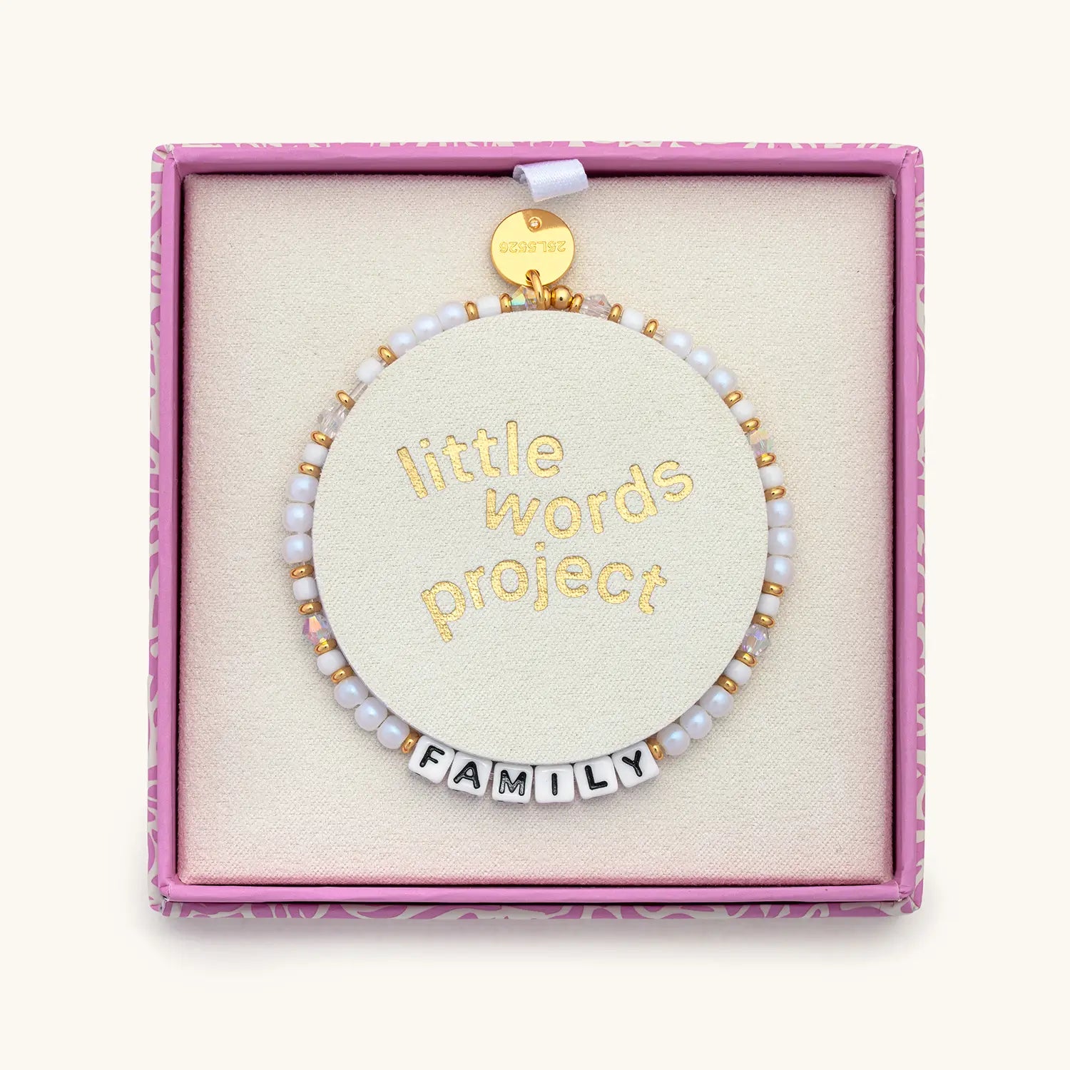 Bracelet with 'FAMILY' in a pink box