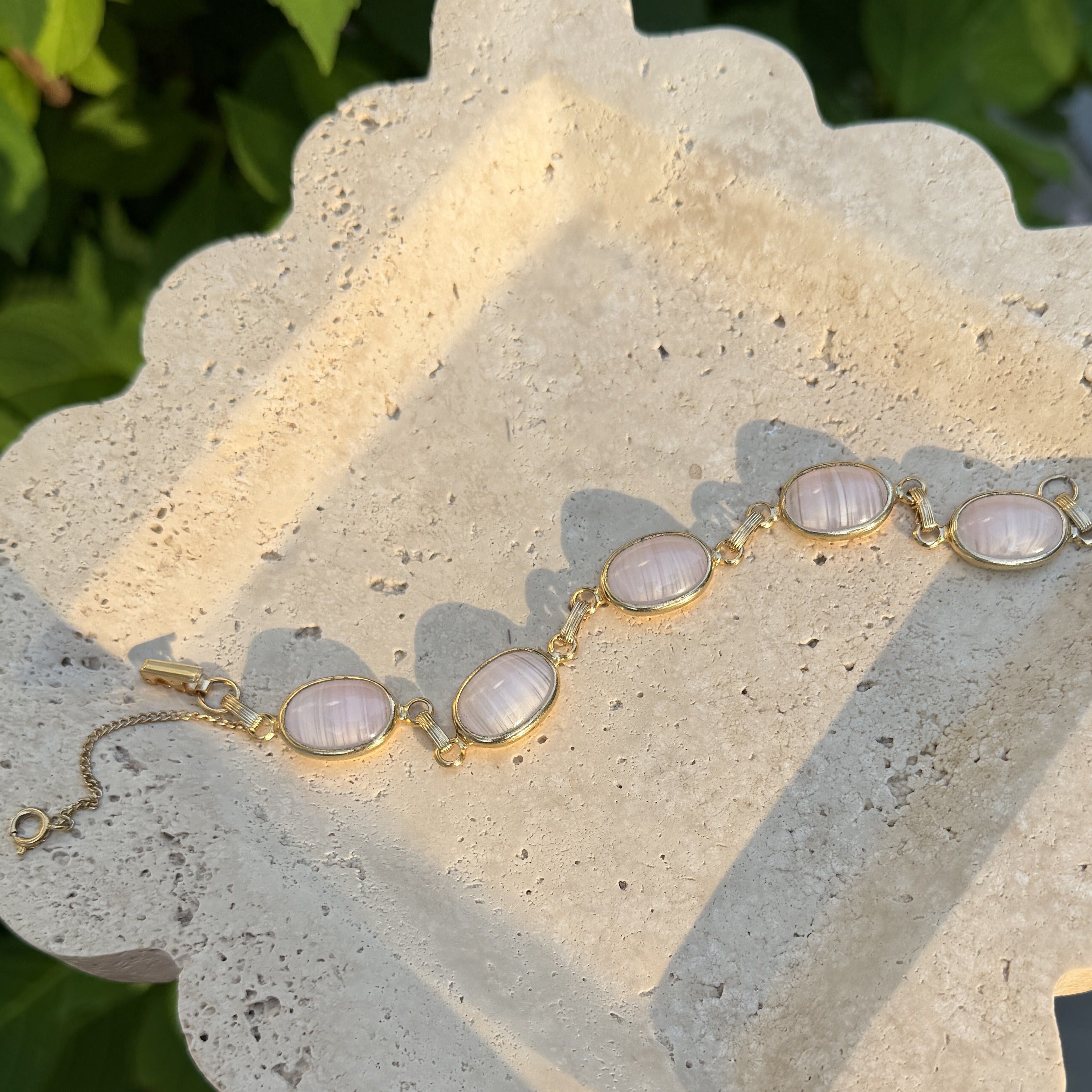 Sarah Coventry Pink Cabochon Bracelet