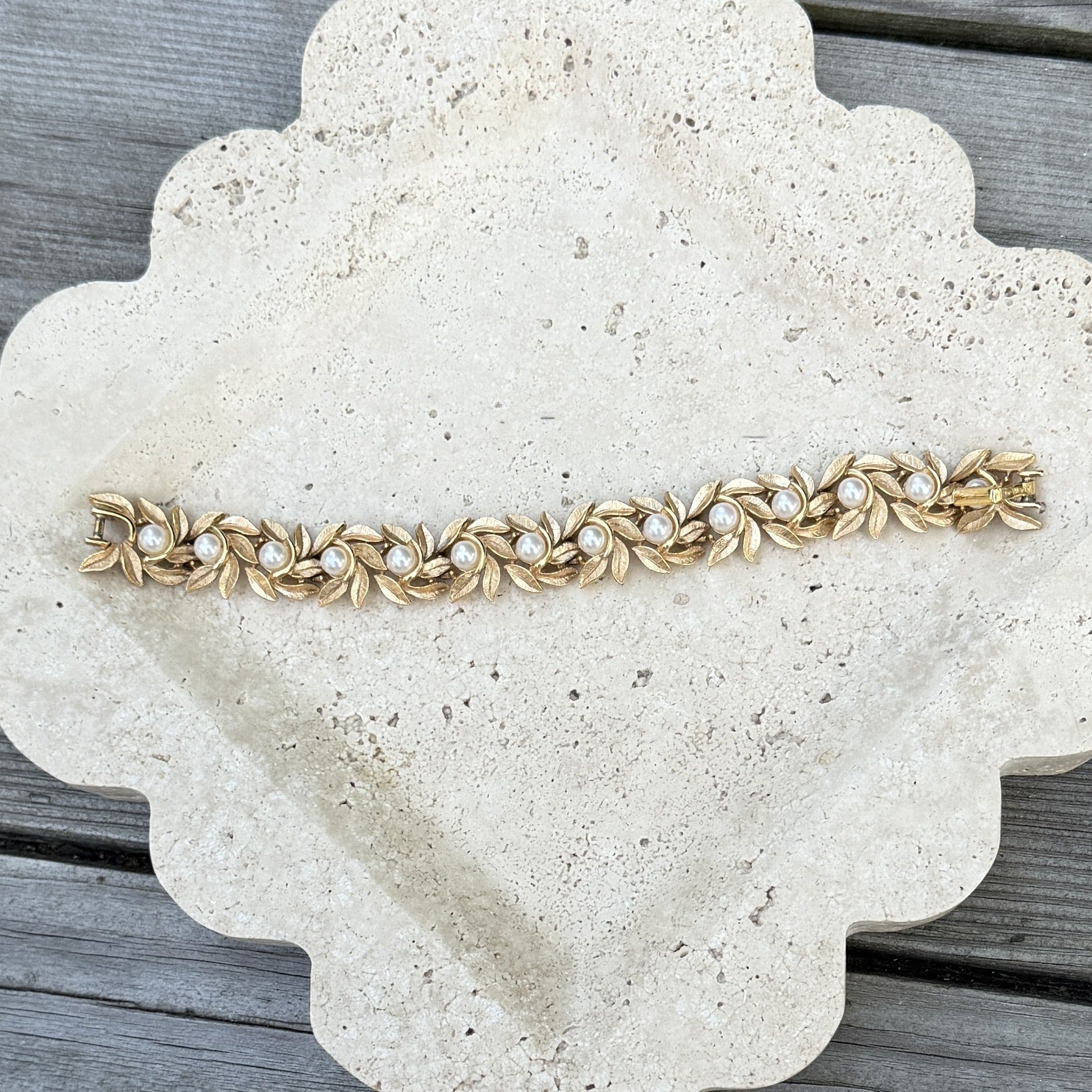 Gold Leaf Link Bracelet with Pearls